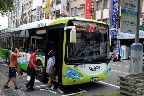 台南市區公車 資料分類 乘車資訊 四方股份有限公司